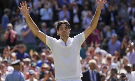 Fritz vence a Khachanov y avanza a su primera semifinal en Wimbledon