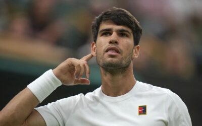 Alcaraz lleva racha de victorias en Wimbledon a 18 y Sabalenka avanza a otra semifinal