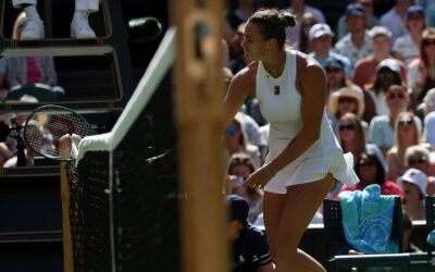 Sabalenka despierta a tiempo para meterse en sus terceras semifinales de Wimbledon