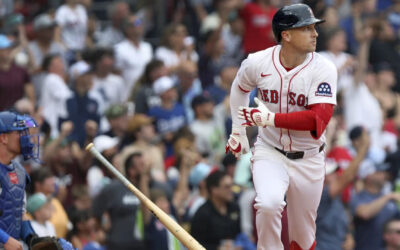Bregman conecta HR de dos carreras y Medias Rojas ganan 4-3 ante Dodgers y se llevan serie