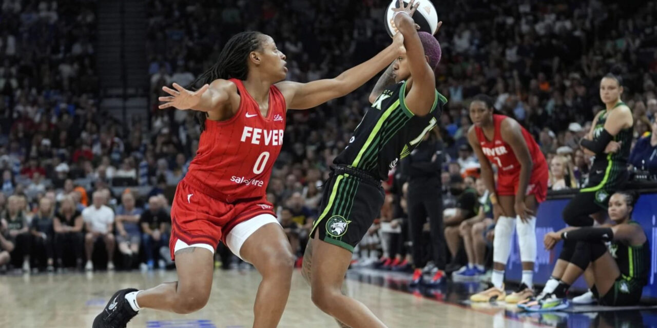 Sin Clark, las Fever superan a Lynx por 74-59 y ganan la Copa del Comisionado de la WNBA