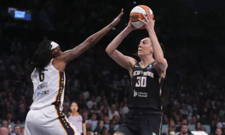 Stewart lidera a Liberty a la victoria 98-77 sobre Fever