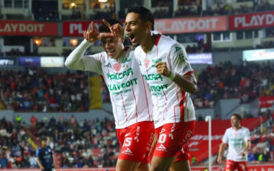 Necaxa consigue su primer triunfo con Gago, vencieron a Gallos