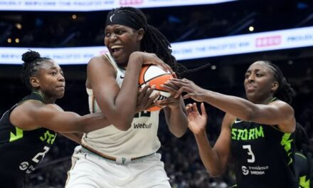 Jonquel Jones regresa a la alineación de Liberty y lidera la anotación del equipo en la victoria sobre Indiana Fever