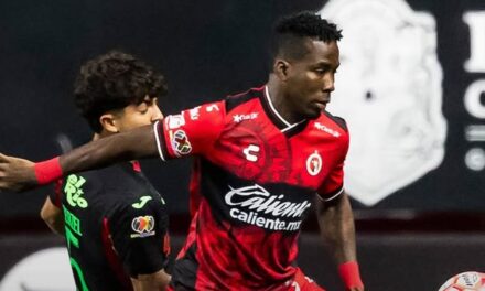 Los Xolos empatan con el Juárez; la afición los despide con rechifla