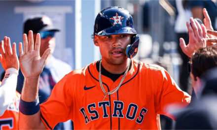 Díaz conecta jonrón y Astros vencen 6-4 a Ohtani y Dodgers