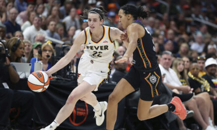 Caitlin Clark y el Indiana Fever vencieron al Sun