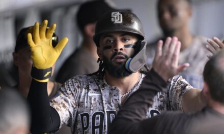 Fernando Tatis Jr. lidera a los Padres en victoria 4-1 contra los Rangers