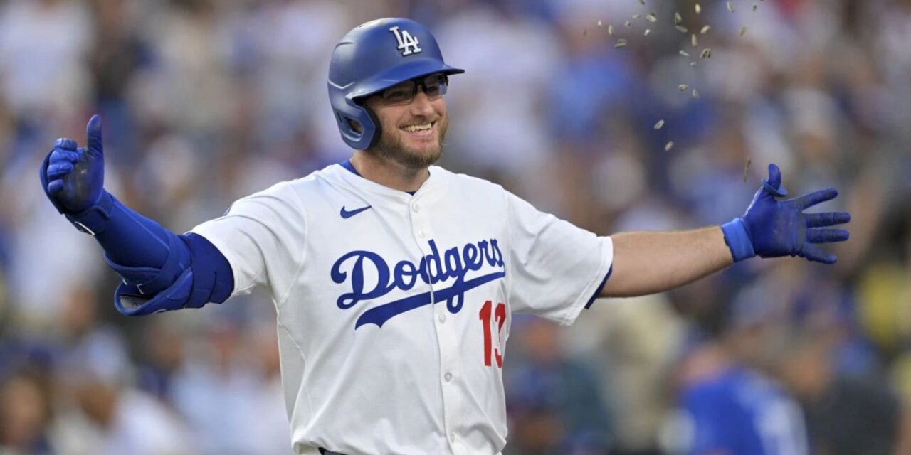 Max Muncy y Teoscar Hernández conectaron dos jonrones cada uno y lideraron a Dodgers ante Cardinals 12-6