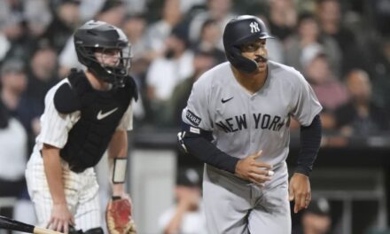 Jonrones de Bellinger, Chisholm y Grisham impulsan a Yankees a vencer 10-4 a Medias Blancas