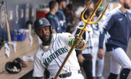 Canzone conecta sencillo decisivo en la 11ª y Marineros vencen 4-3 a Medias Blancas para barrerlos