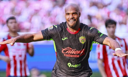 FC Juárez le pega a Chivas
