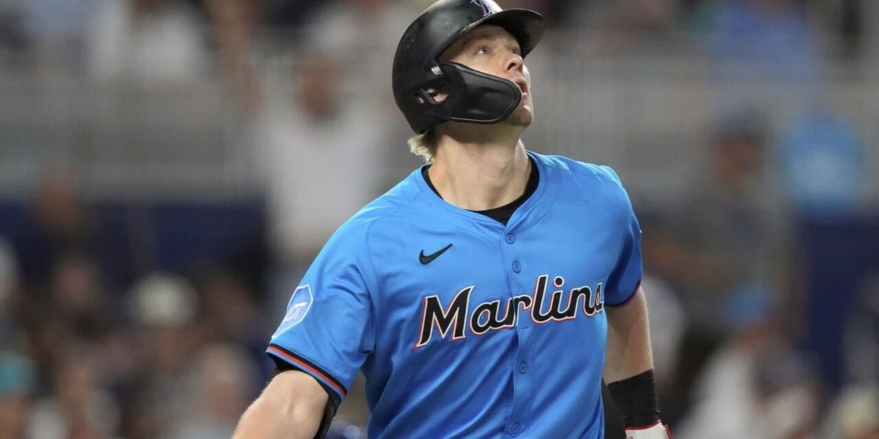 Stowers conecta jonrón y Marlins vencen 7-3 a Yankees para una inédita barrida ante Nueva York