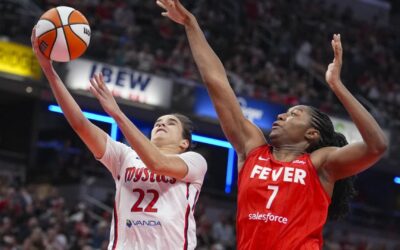Los 21 puntos de Sonia Citron y el doble-doble de Kiki Iriafen llevan a las Mystics a superar a las Fever por 88-84