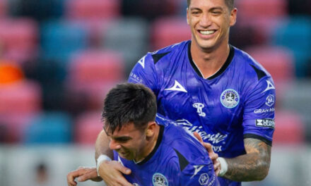 Mazatlán se impone al Houston Dynamo