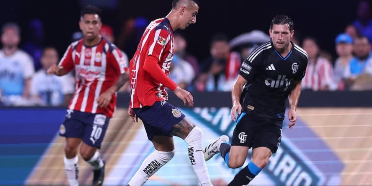 Chivas sufre empate, pero rescata punto en penales