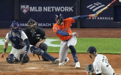 Correa conecta sencillo ante Williams en el décimo inning y los Astros superan a los Yankees 5-3