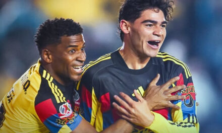 América cumple contra Gallos