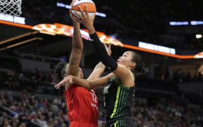 Collier anota 32 puntos tras 7 juegos de ausencia, Lynx vence a Fever por 97-84