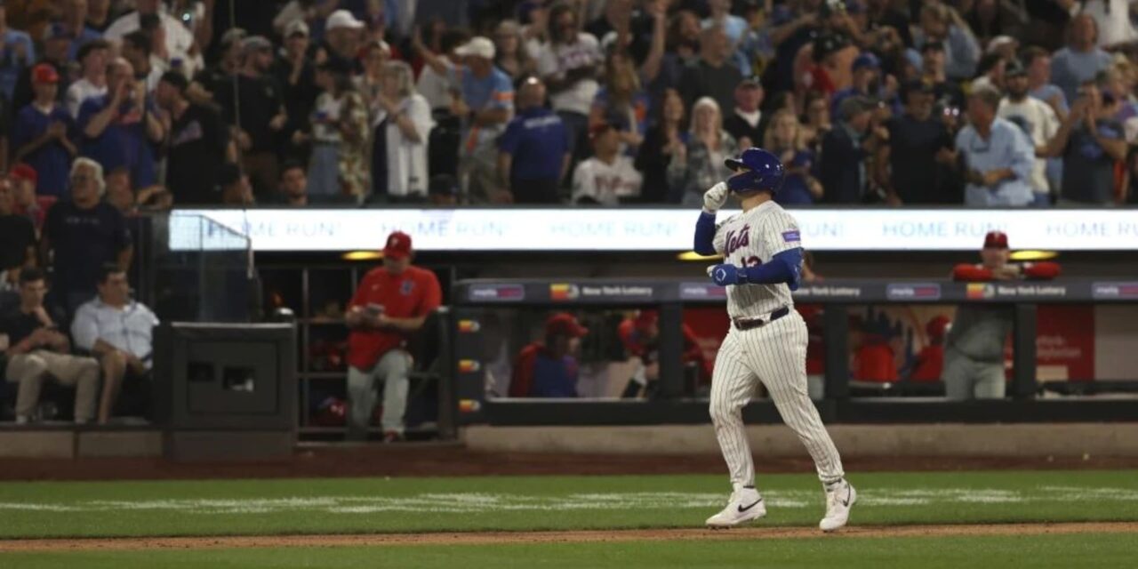 Luis Torrens iguala su récord personal con 5 impulsadas en paliza de Mets, 13-3 sobre Filis