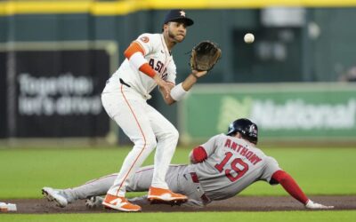 Jonrones de Bregman y Narváez impulsan victoria 14-1 de Medias Rojas sobre Astros
