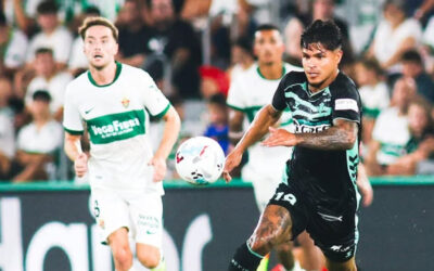 Elche empata con gol tardío ante Real Betis en su regreso a La Liga