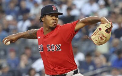 Bello permite 3 hits en 7 entradas y Medias Rojas superan 1-0 a Yankees para ganar la serie anual