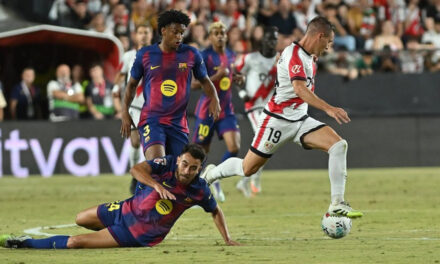 Barcelona deja ir sus primeros puntos ante Rayo Vallecano