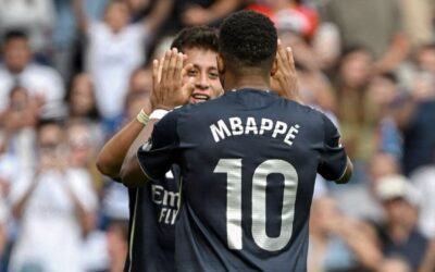 Real Madrid se impone con diez hombres a la Real Sociedad y lidera LaLiga