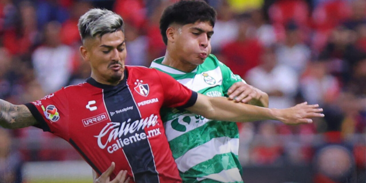 Santos le empata en el último minuto al Atlas