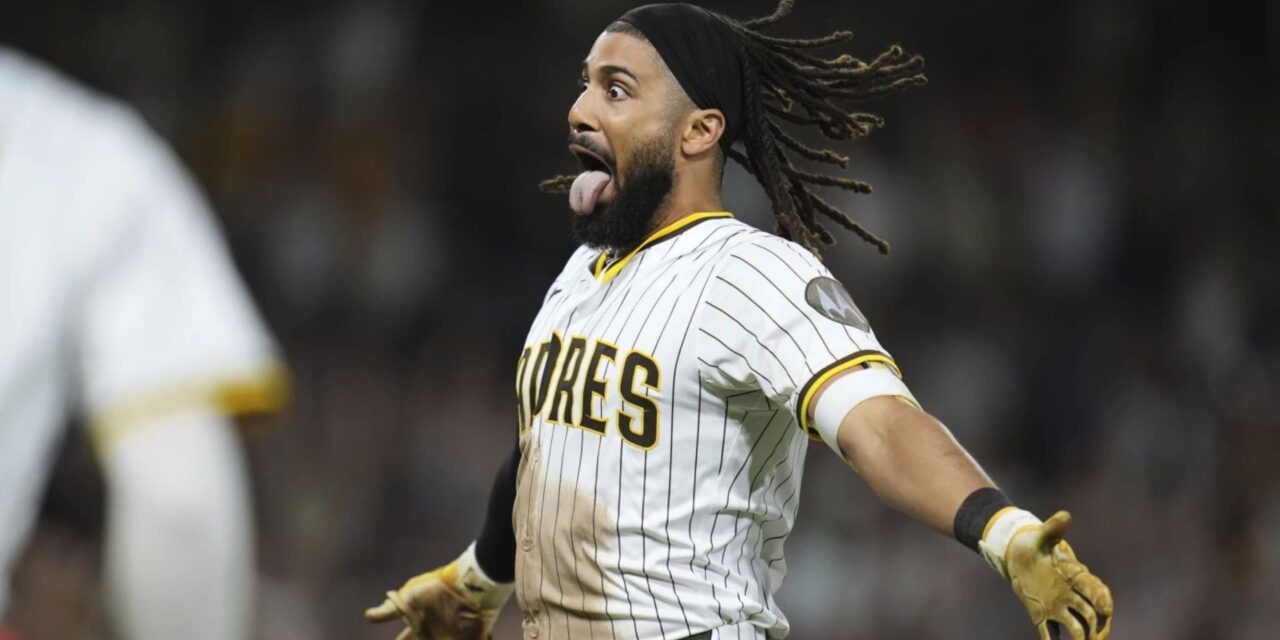 El elevado de sacrificio de Fernando Tatis Jr. en la décima entrada le da a los Padres una victoria de 4-3 sobre los Rojos