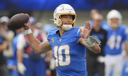 Chargers tienen arranque de 3-0 de la mano de Herbert con triunfo 23-20 sobre Broncos
