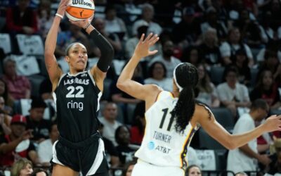 Wilson anota 25 puntos y las Aces igualan la serie de semifinales de la WNBA 1-1 sobre las Fever.