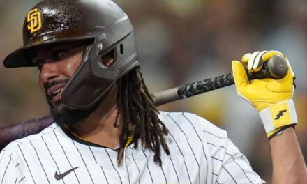 Tatís vuelve a pegar jonrón y Padres se preparan para la postemporada con victoria ante Diamondbacks