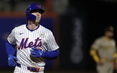 Baty lidera la oleada de poder y los Mets vencen a los Padres 8-3