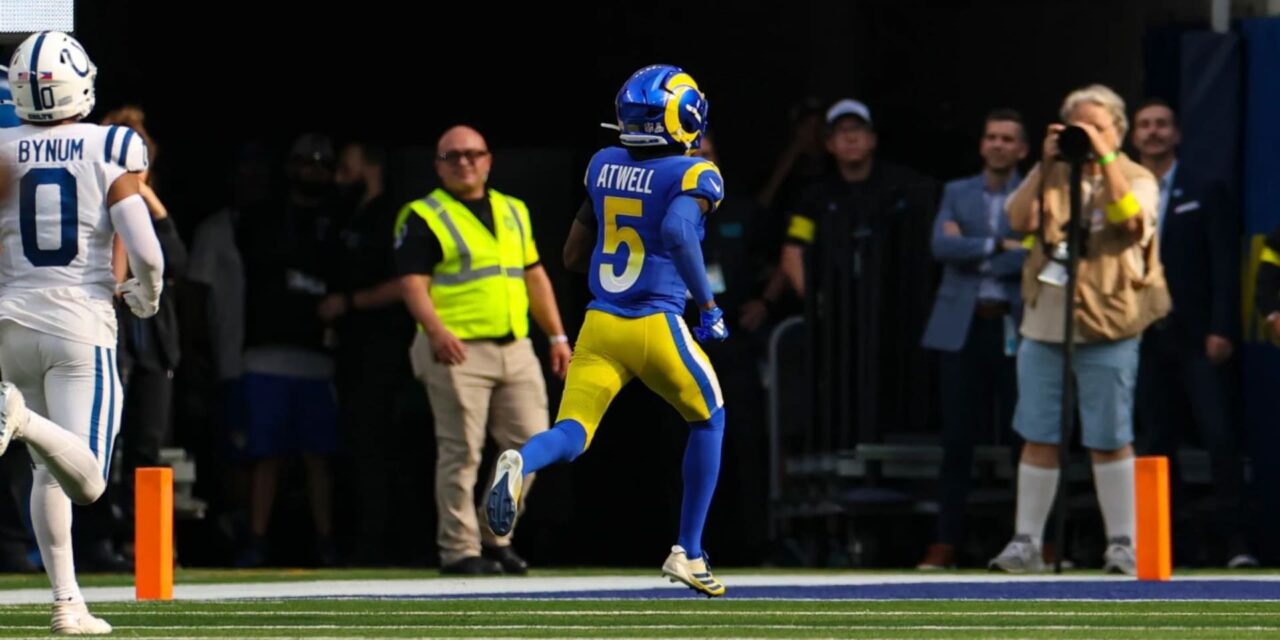 Atwell logra TD de 88 yardas y Rams vencen 27-20 a Colts tras balón suelto de Mitchell