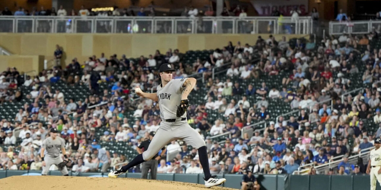 Los Yankees sobreviven otro colapso del bullpen y vencen a los Twins 10-9