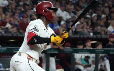 Perdomo conecta sencillo y mantiene a D-backs en lucha comodín venciendo 5-4 a Dodgers