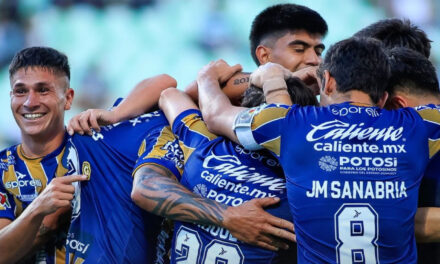 San Luis se dio un festín ante Santos