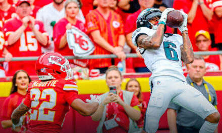 La defensa de los Eagles brilla en revancha del Super Bowl cuando Filadelfia vence a los Chiefs