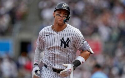 Aaron Judge conecta su 20mo jonrón en la primera entrada, el 53mo de la temporada