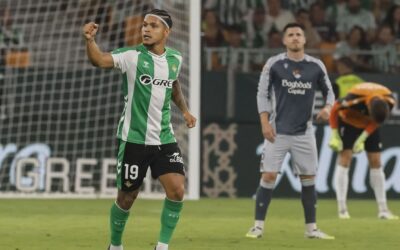 El Betis recupera la buena senda y la Real sigue perdida