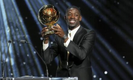 Ousmane Dembélé del PSG alza su primer Balón de Oro y Aitana Bonmatí encadena triplete de trofeos