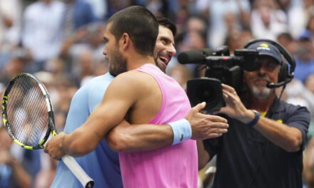 Carlos Alcaraz despacha a Novak Djokovic en el US Open y alcanza su 3ra final seguida de Grand Slam