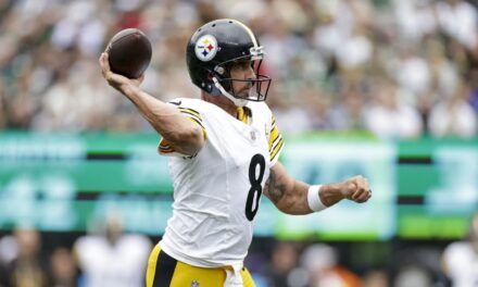 Rodgers lanza cuatro pases de anotación en su debut con Steelers y lidera remontada 34-32 ante Jets