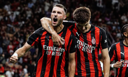 Giménez y Pulisic marcan y AC Milan vence 3-0 a Lecce para avanzar a octavos en la Copa Italia