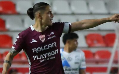 Necaxa le pega al Puebla