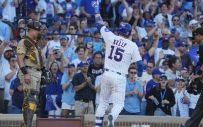 Suzuki y Kelly suenan jonrones y Cubs ganan su primer duelo de playoffs en 8 años