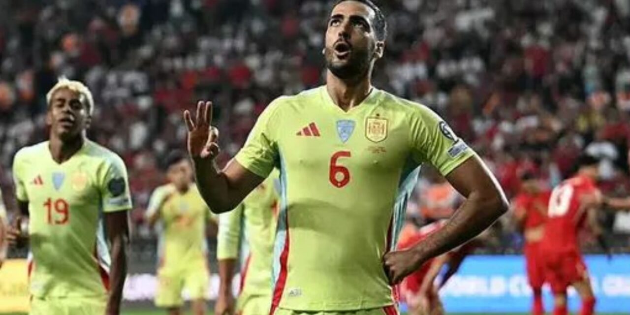 España arrolla a Turquía