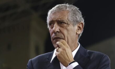 Santos deja de ser técnico de Azerbaiyán tras derrota ante Islandia en eliminatorias mundialistas